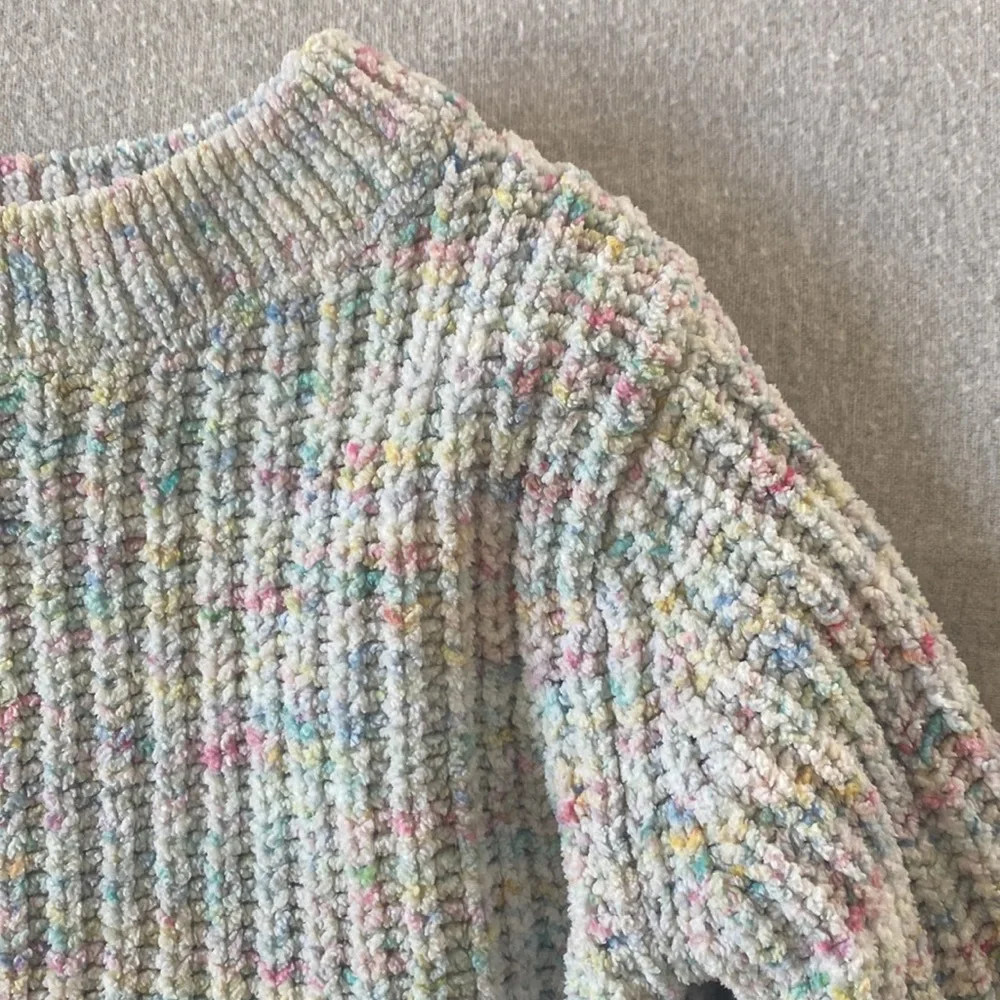 ON Rainbow Knit Sweater - Picture 2 of 5